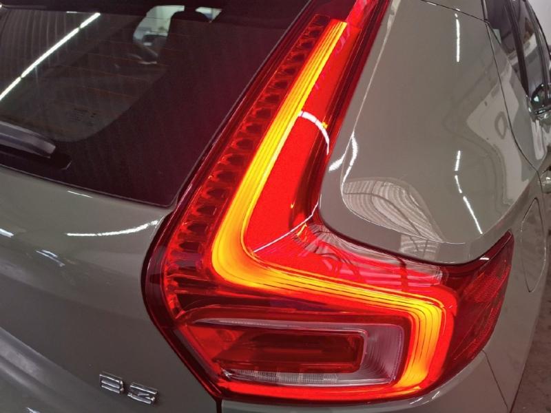 Image VOLVO XC40 B3 163ch Ultra DCT 7