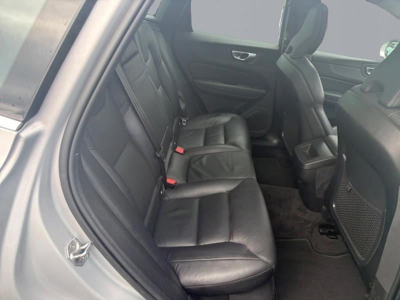 Image VOLVO XC60 B4 AdBlue 197ch Momentum Business Geartronic