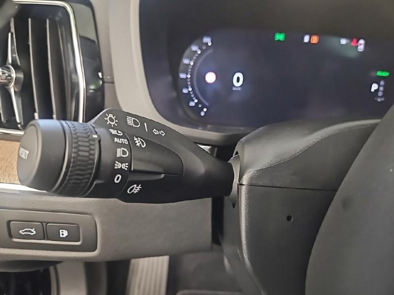 Image VOLVO XC60 T6 Hybride Rechargeable 350ch Ultra Style Dark Geartronic 8 AWD