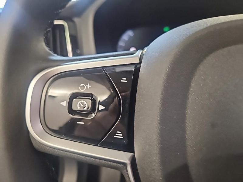 Image VOLVO XC60 T6 Hybride Rechargeable 350ch Ultra Style Dark Geartronic 8 AWD