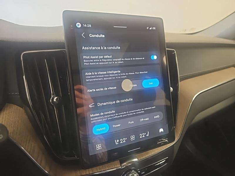 Image VOLVO XC60 T6 Hybride Rechargeable 350ch Ultra Style Dark Geartronic 8 AWD