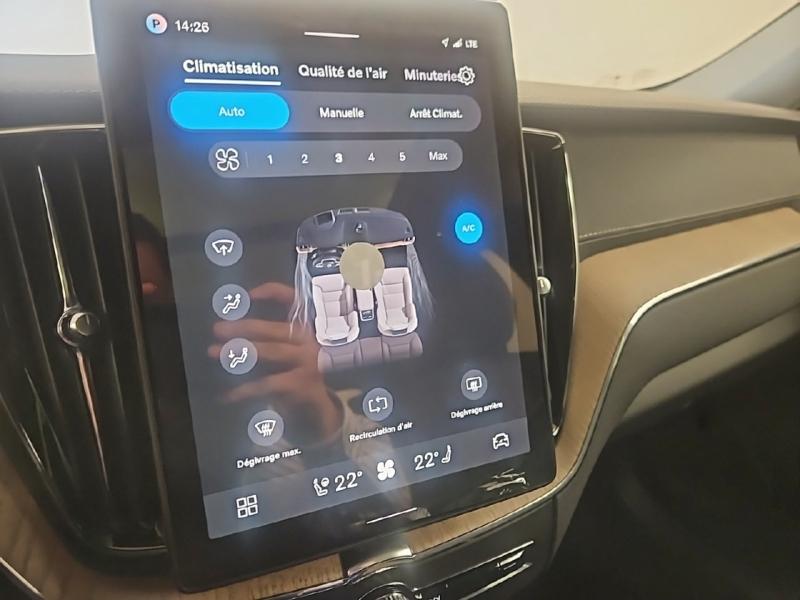 Image VOLVO XC60 T6 Hybride Rechargeable 350ch Ultra Style Dark Geartronic 8 AWD