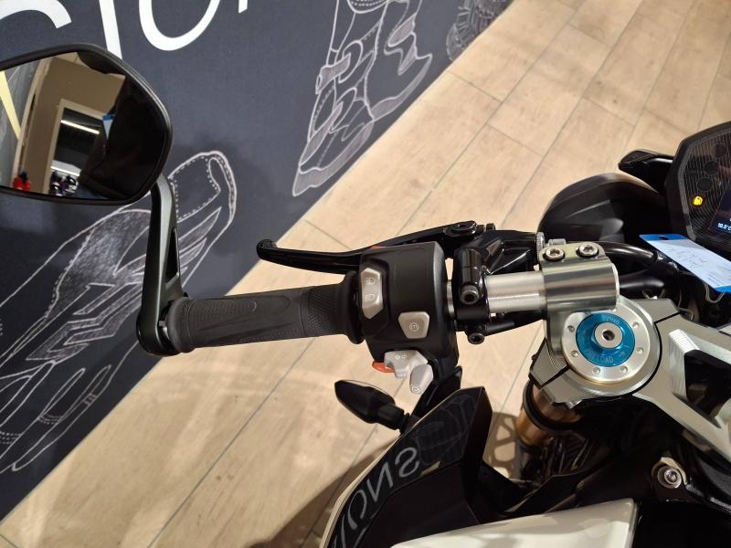 Image TRIUMPH Street Triple Street Triple 765 MOTO2 EDITION 2023