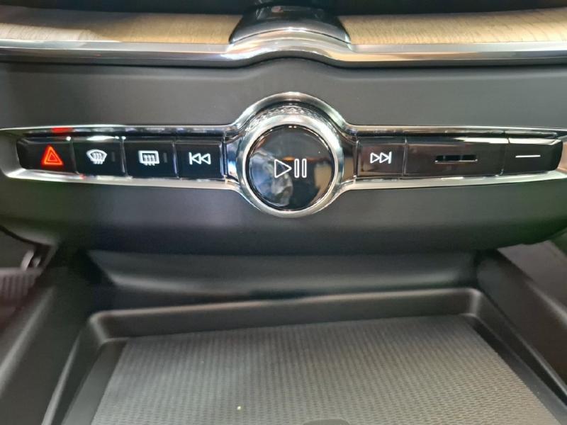 Image VOLVO XC60 T6 Hybride Rechargeable 350ch Ultra Style Chrome Geartronic 8 AWD