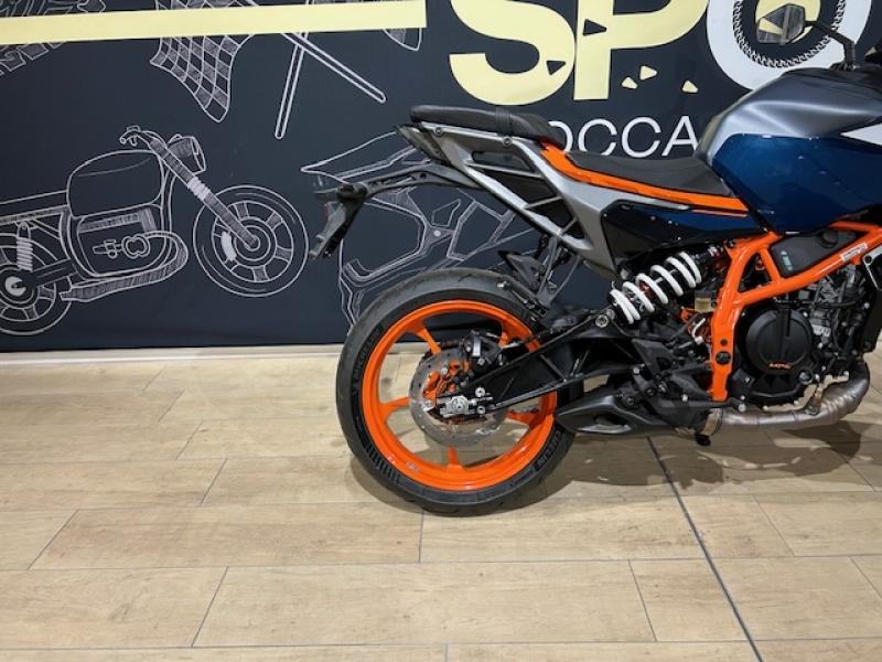 Image KTM Duke Duke 390