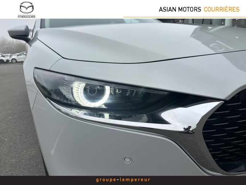 Image MAZDA Mazda 3 Berline 2.0 e-SKYACTIV-X M-Hybrid 186ch Takumi BVA 2025 Euro6e