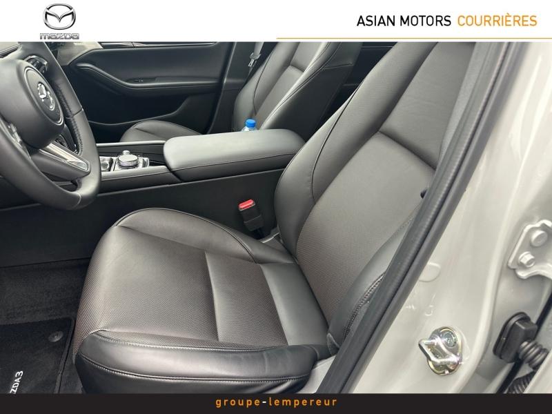 Image MAZDA Mazda 3 Berline 2.0 e-SKYACTIV-X M-Hybrid 186ch Takumi BVA 2025 Euro6e