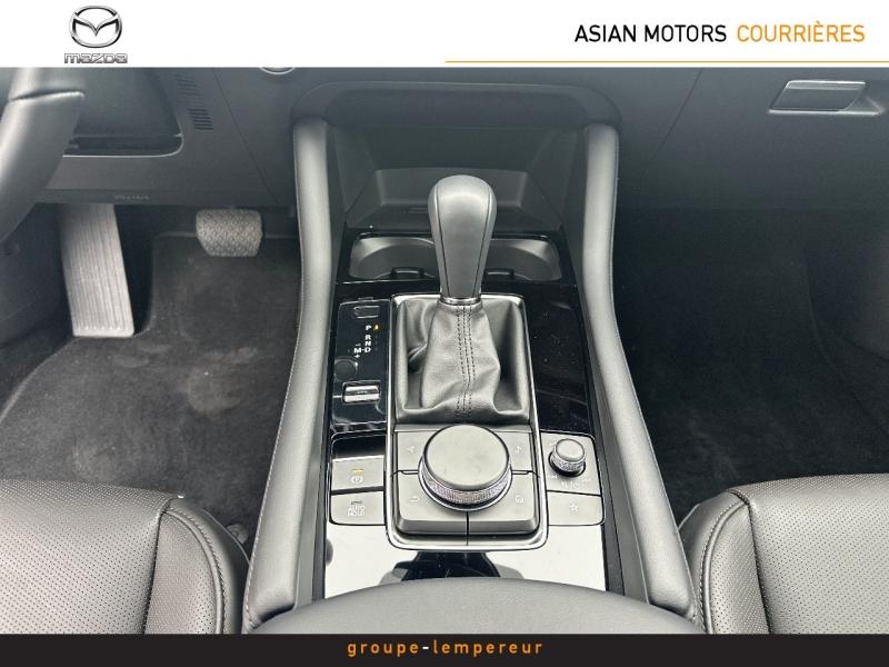 Image MAZDA Mazda 3 Berline 2.0 e-SKYACTIV-X M-Hybrid 186ch Takumi BVA 2025 Euro6e