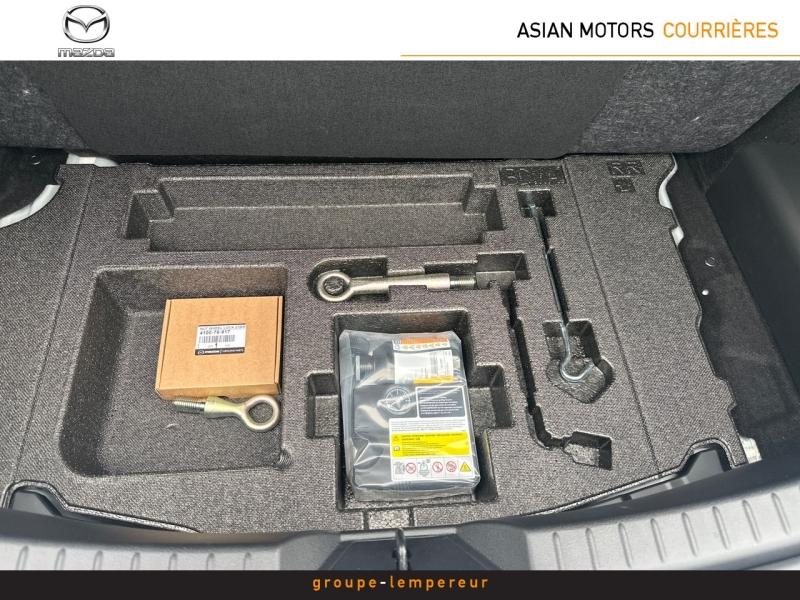 Image MAZDA Mazda 3 Berline 2.0 e-SKYACTIV-X M-Hybrid 186ch Takumi BVA 2025 Euro6e