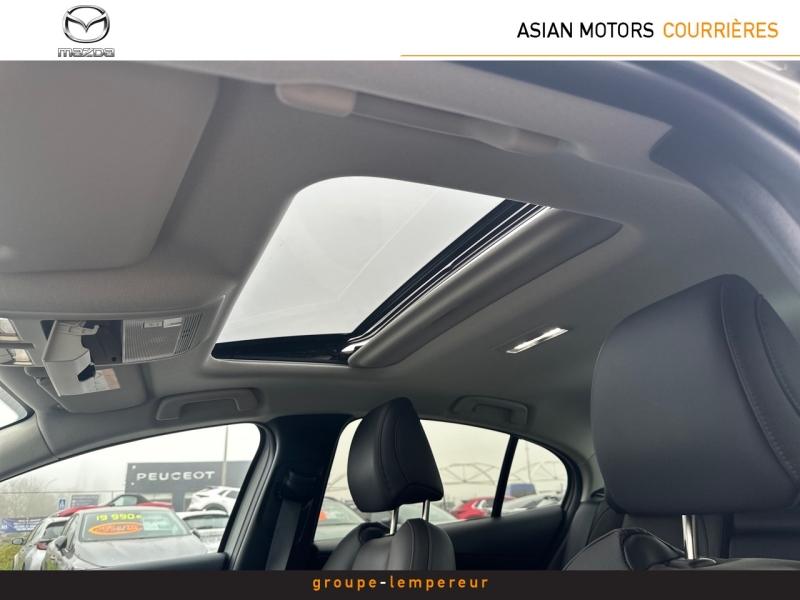 Image MAZDA Mazda 3 Berline 2.0 e-SKYACTIV-X M-Hybrid 186ch Takumi BVA 2025 Euro6e