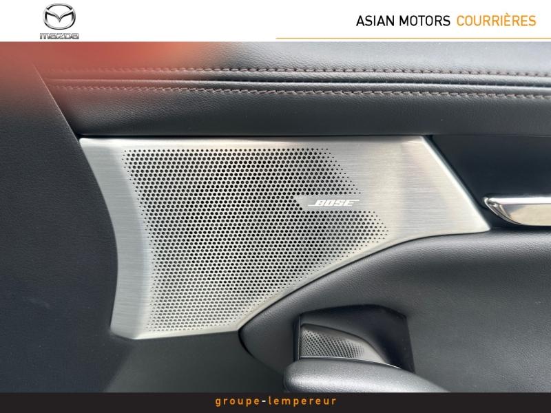 Image MAZDA Mazda 3 Berline 2.0 e-SKYACTIV-X M-Hybrid 186ch Takumi BVA 2025 Euro6e