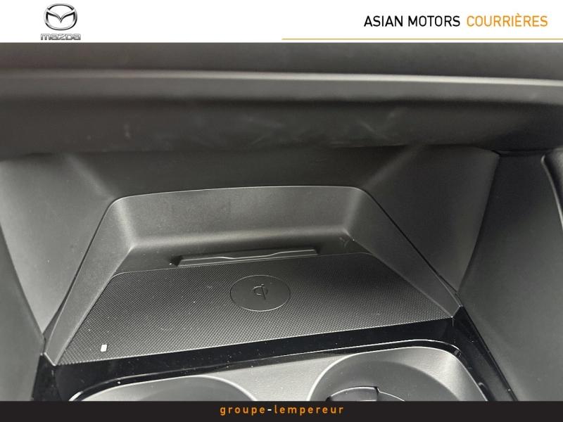 Image MAZDA Mazda 3 Berline 2.0 e-SKYACTIV-X M-Hybrid 186ch Takumi BVA 2025 Euro6e