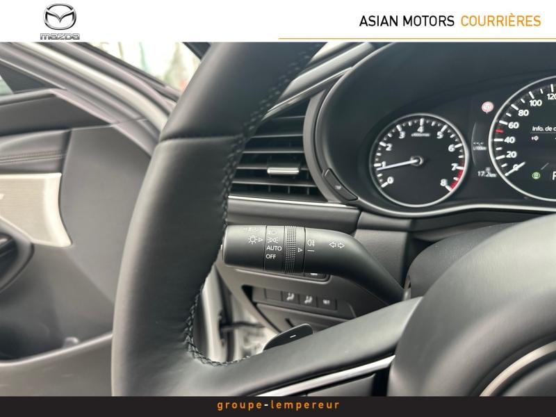 Image MAZDA Mazda 3 Berline 2.0 e-SKYACTIV-X M-Hybrid 186ch Takumi BVA 2025 Euro6e
