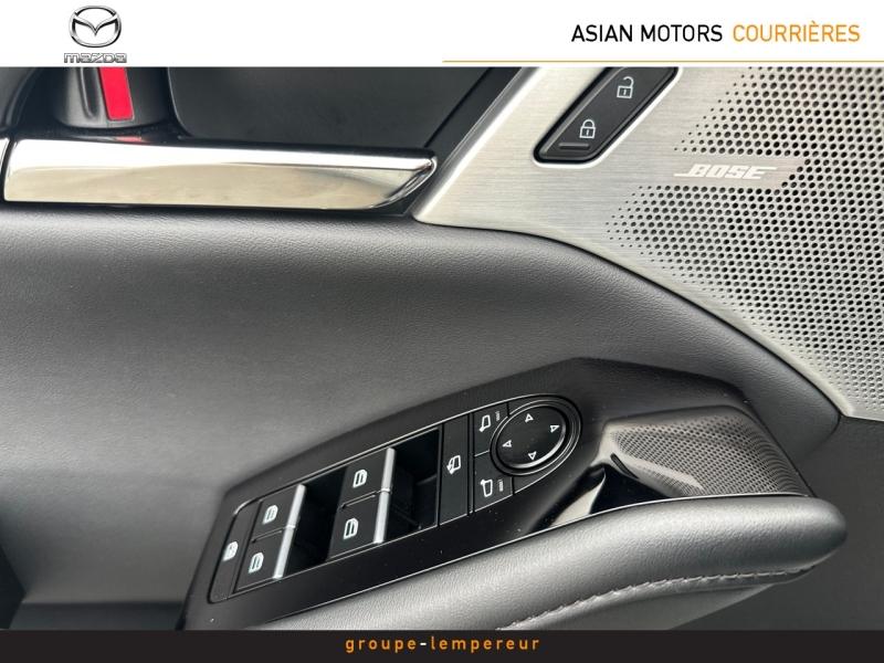 Image MAZDA Mazda 3 Berline 2.0 e-SKYACTIV-X M-Hybrid 186ch Takumi BVA 2025 Euro6e