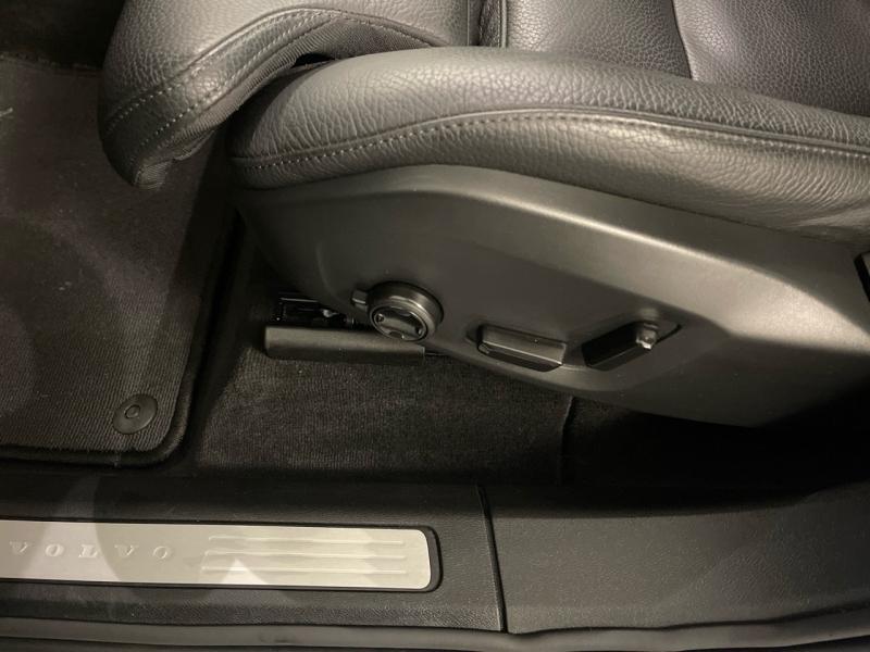 Image VOLVO XC60 T6 Hybride Rechargeable 253 + 145ch Plus Style Dark Geartronic 8 AWD