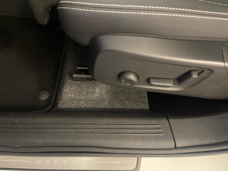 Image VOLVO XC40 B3 163ch Ultimate DCT 7