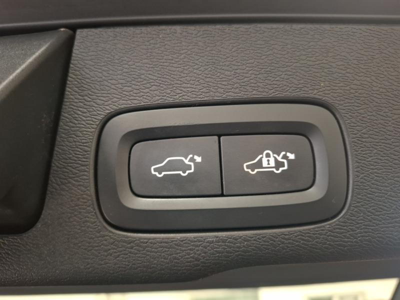 Image VOLVO XC60 B4 AdBlue AWD 197ch Business Executive Geartronic