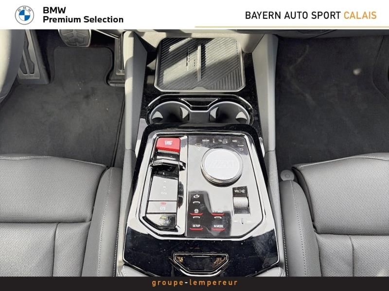 Image BMW M5 4.4 V8 PHEV 727ch (585+197)