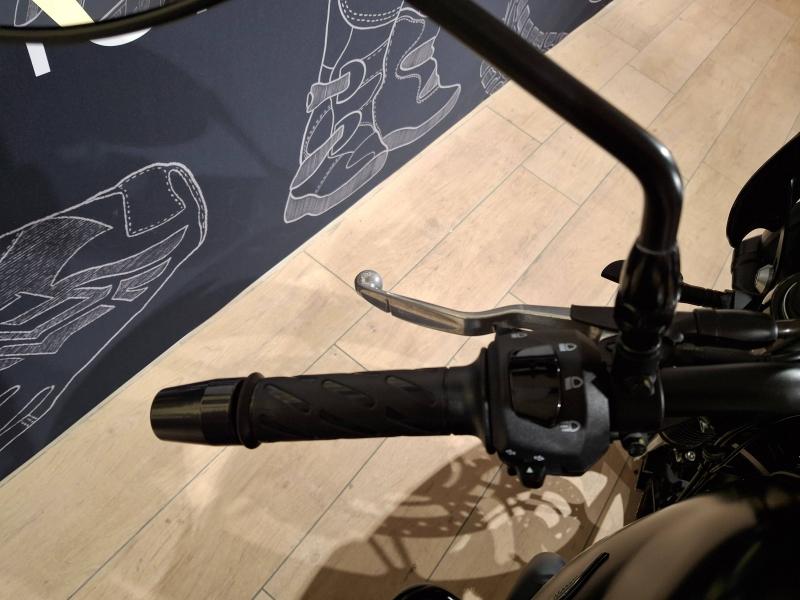 Image MOTO-GUZZI V7 V7 850 Stone