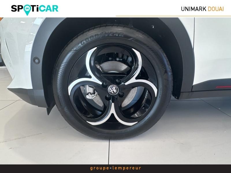 Image ALFA ROMEO Junior 1.2 Ibrida 145ch Speciale e-DCT6