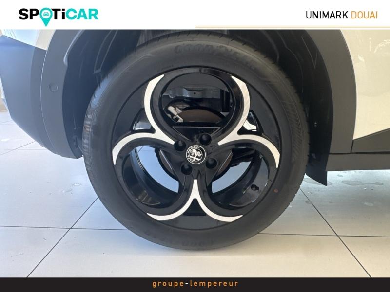 Image ALFA ROMEO Junior 1.2 Ibrida 145ch Speciale e-DCT6