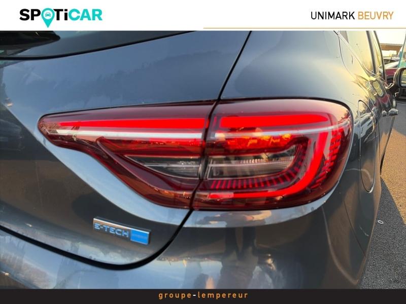 Image RENAULT Clio 1.6 E-Tech hybride 140ch Intens -21N