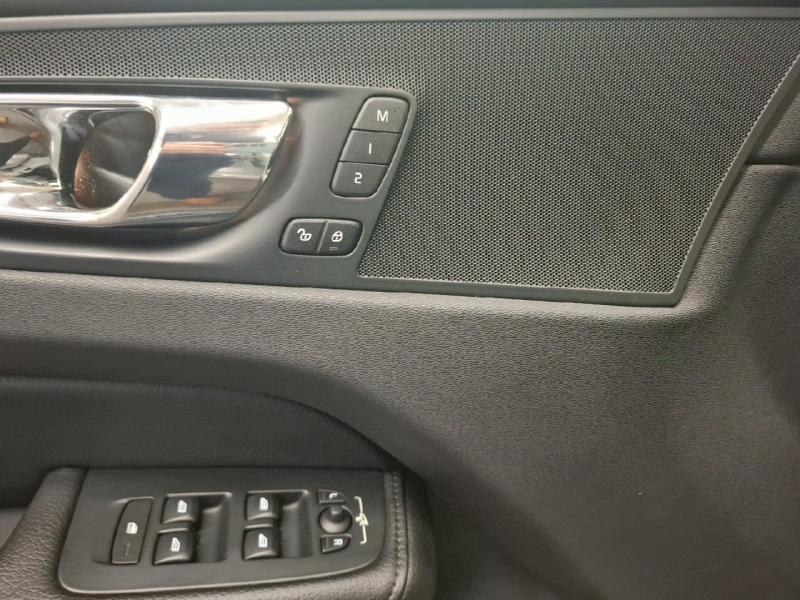 Image VOLVO XC60 D4 AdBlue AWD 190ch Inscription Luxe Geartronic