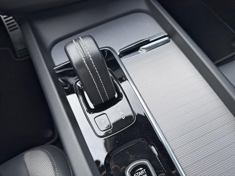 Image VOLVO XC60 T8 AWD Recharge 303 + 87ch R-Design Geartronic