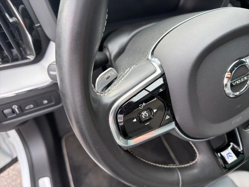 Image VOLVO XC60 T8 AWD Recharge 303 + 87ch R-Design Geartronic