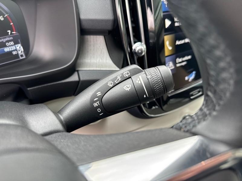 Image VOLVO XC40 T2 129ch Inscription Luxe Geartronic 8