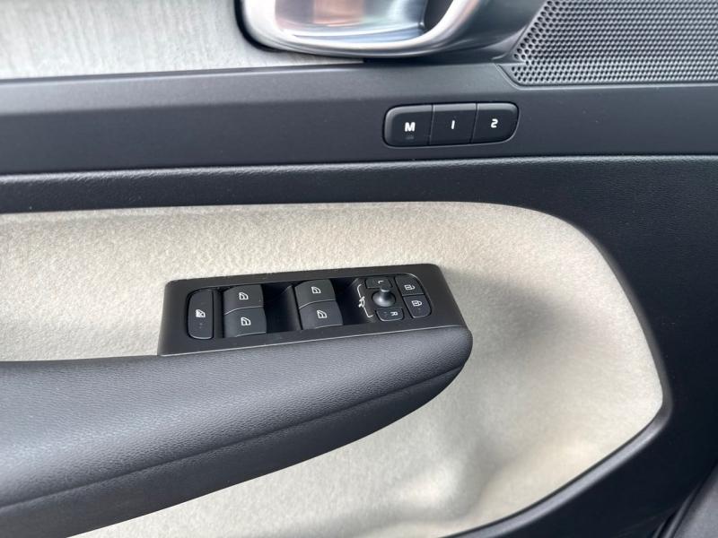Image VOLVO XC40 T2 129ch Inscription Luxe Geartronic 8