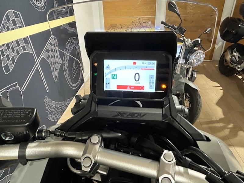 Image HONDA X-adv 