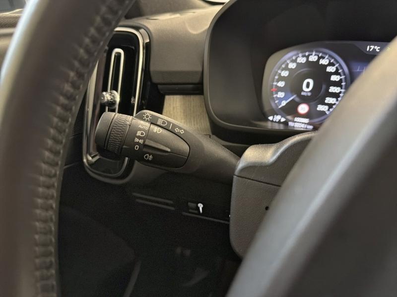 Image VOLVO XC40 D3 AdBlue 150ch Inscription Luxe Geartronic 8
