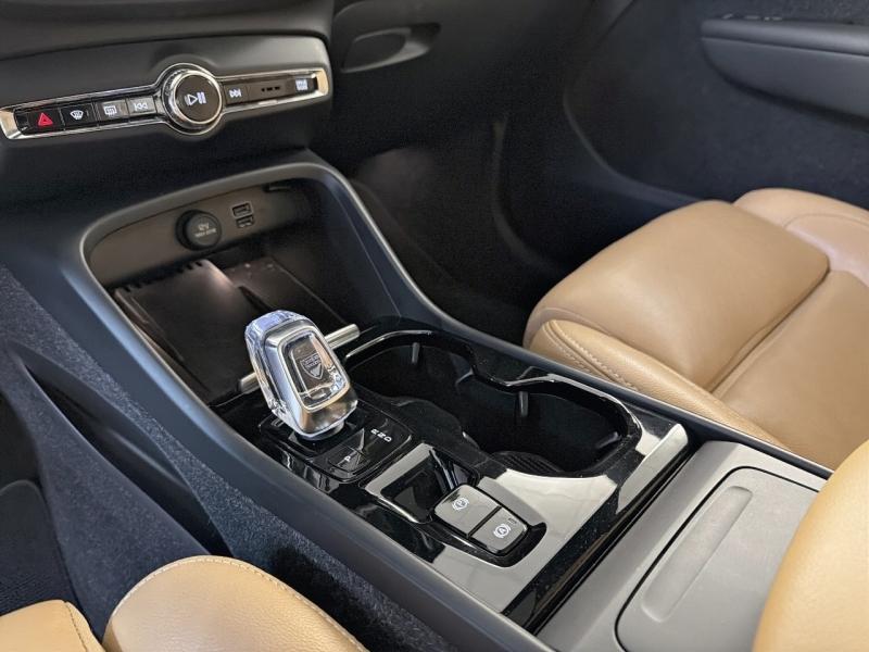 Image VOLVO XC40 D3 AdBlue 150ch Inscription Luxe Geartronic 8