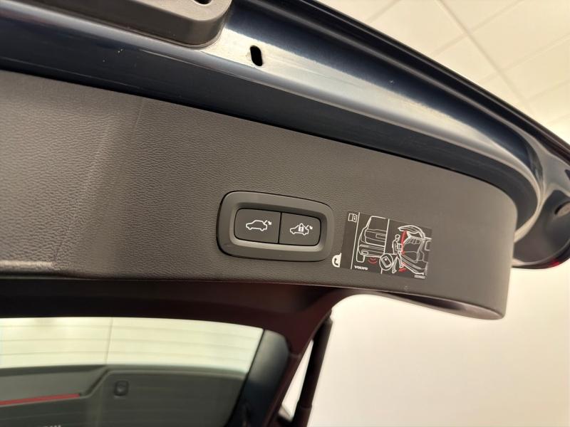 Image VOLVO XC40 D3 AdBlue 150ch Inscription Luxe Geartronic 8