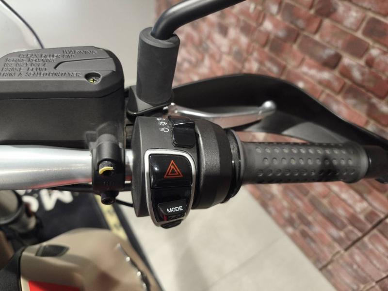 Image MOTO-GUZZI V85 TT V85 TT Travel 850 ABS + TC