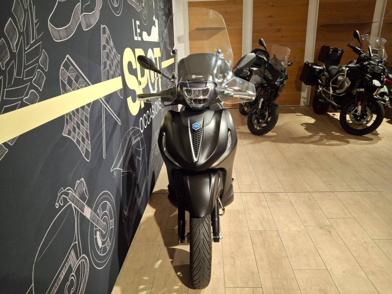 Image PIAGGIO Beverly Beverly 400 HPE ABS-ASR