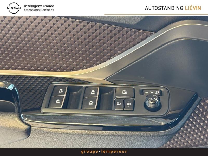 Image TOYOTA C-HR 122h Distinctive 2WD E-CVT