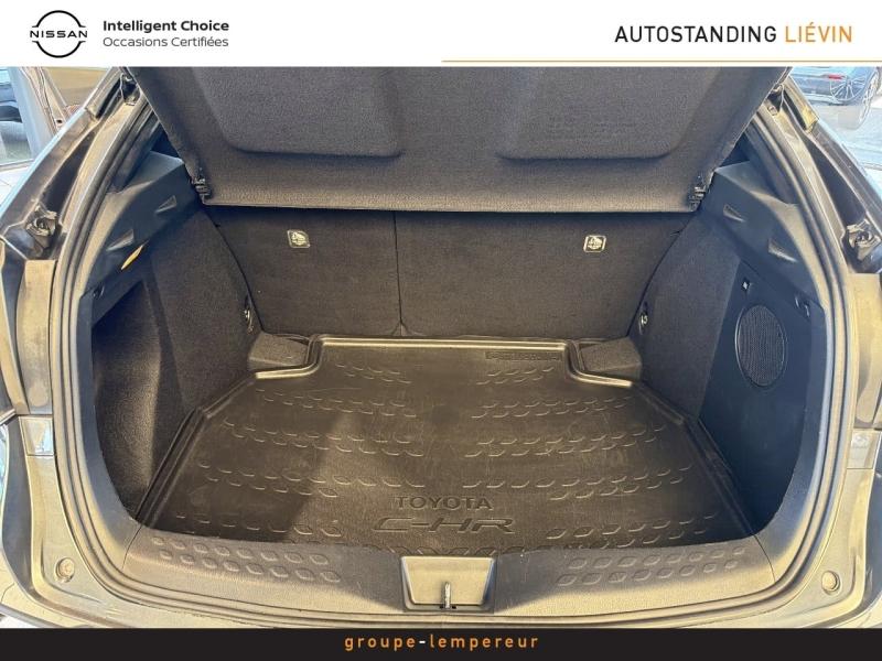 Image TOYOTA C-HR 122h Distinctive 2WD E-CVT