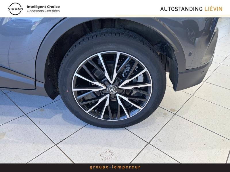 Image TOYOTA C-HR 122h Distinctive 2WD E-CVT