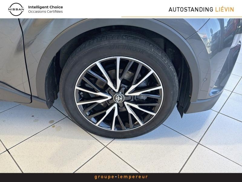 Image TOYOTA C-HR 122h Distinctive 2WD E-CVT