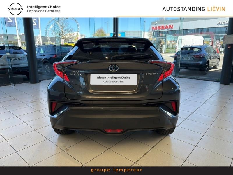 Image TOYOTA C-HR 122h Distinctive 2WD E-CVT