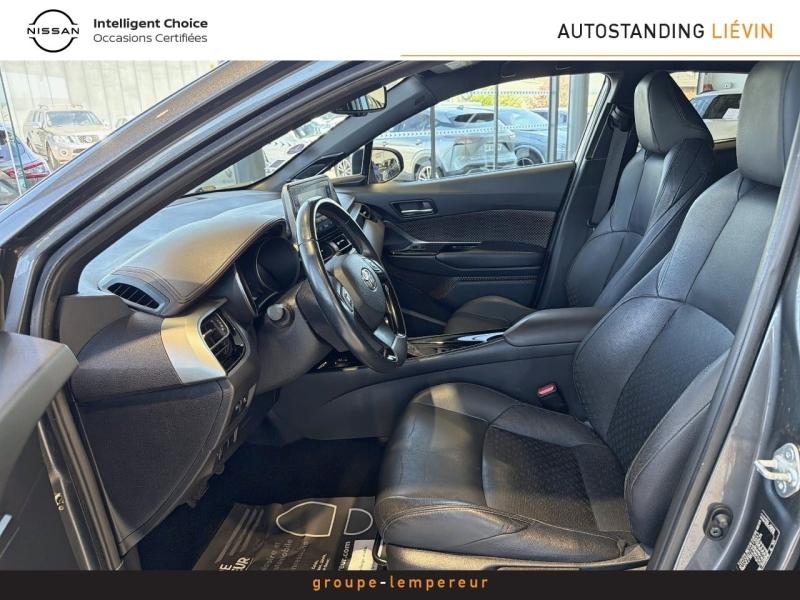 Image TOYOTA C-HR 122h Distinctive 2WD E-CVT