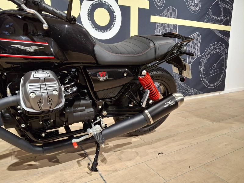 Image MOTO-GUZZI V7 V7 850 Stone Special Edition