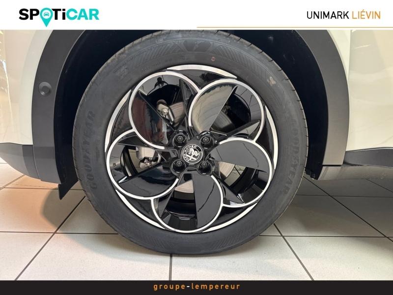 Image ALFA ROMEO Junior 1.2 Ibrida 145ch Speciale e-DCT6