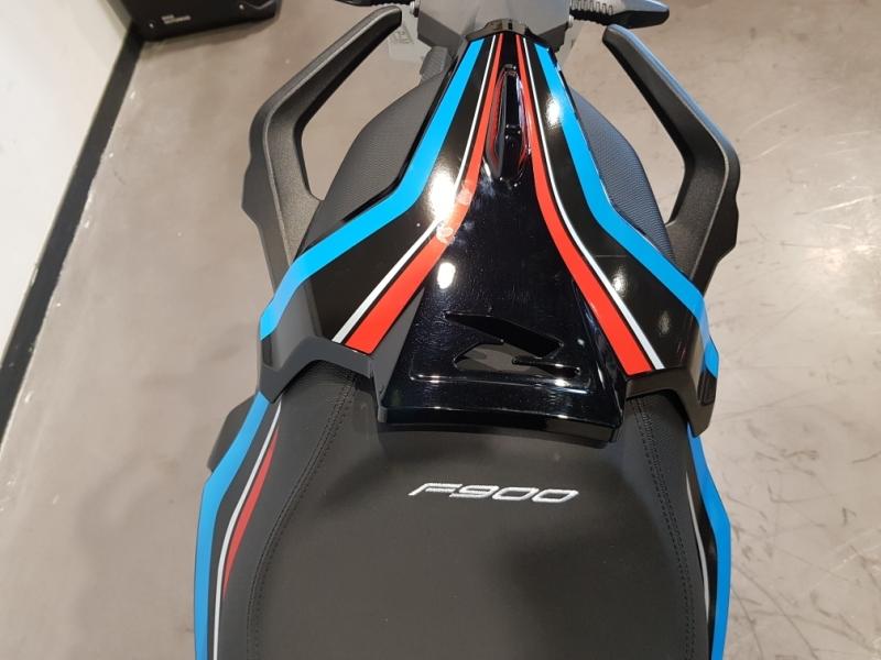 Image BMW F F 900 R 2025