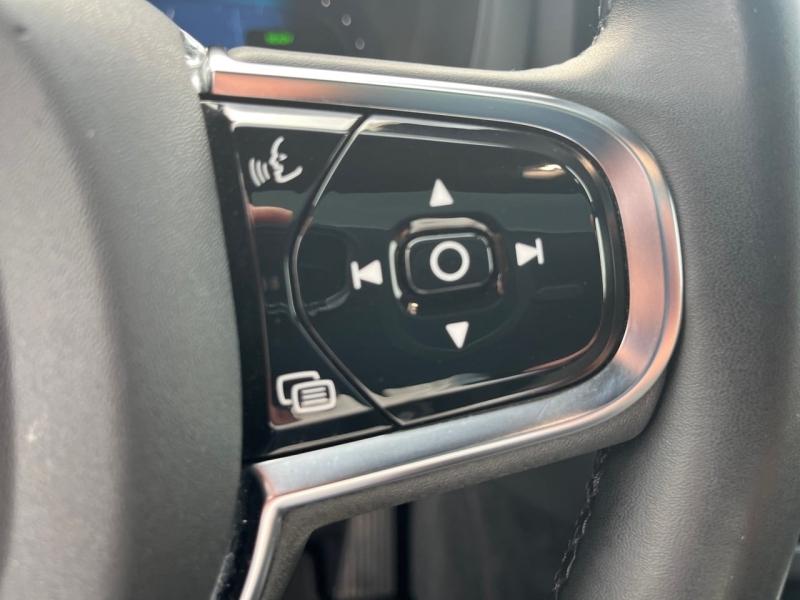 Image VOLVO XC60 T6 AWD 253 + 145ch Black Edition Geartronic