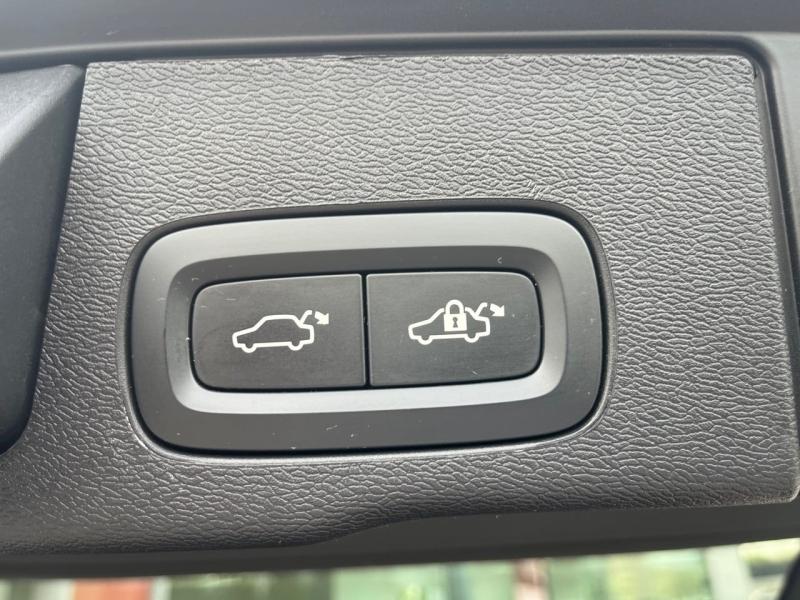 Image VOLVO XC60 T6 AWD 253 + 145ch Black Edition Geartronic