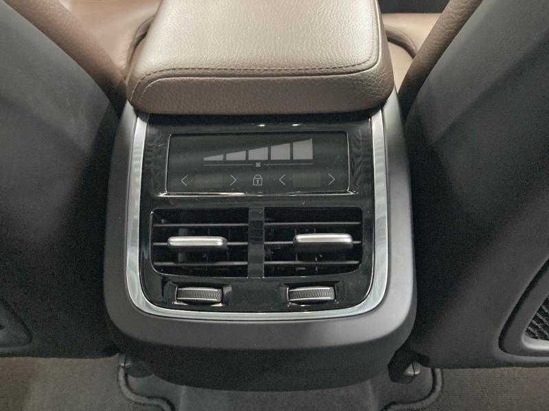 Image VOLVO XC60 D4 AdBlue AWD 190ch Inscription Luxe Geartronic