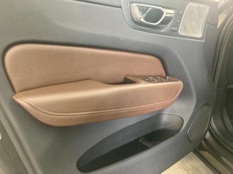 Image VOLVO XC60 D4 AdBlue AWD 190ch Inscription Luxe Geartronic